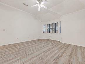 14914 W Bend Dr, Houston TX 77082