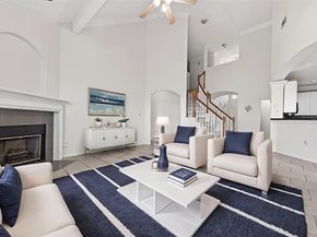 14914 W Bend Dr, Houston TX 77082