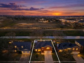 14914 W Bend Dr, Houston TX 77082