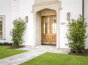 2331 Drexel Circle, Houston TX 77027