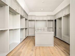 2331 Drexel Circle, Houston TX 77027