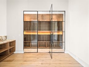 2331 Drexel Circle, Houston TX 77027