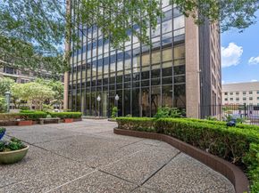 5150 Hidalgo Street 1702, Houston TX 77056