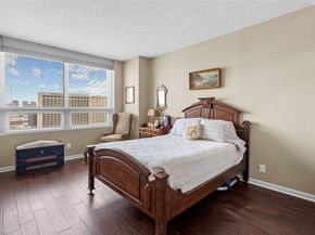 5150 Hidalgo Street 1702, Houston TX 77056