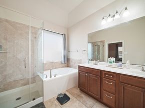 13739 Mckinney Creek Lane, Houston TX 77044