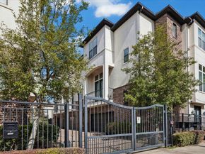 5820 Darling Street, Houston TX 77007