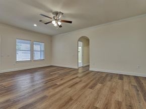 6 Windsor Bridge Drive, Conroe TX 77384