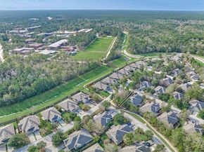 6 Windsor Bridge Drive, Conroe TX 77384