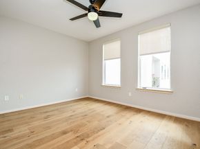 505 Jackson Hill Street 307, Houston TX 77007