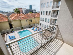 505 Jackson Hill Street 307, Houston TX 77007