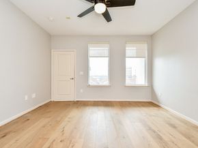 505 Jackson Hill Street 307, Houston TX 77007