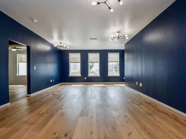 505 Jackson Hill Street 307, Houston TX 77007