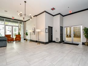 505 Jackson Hill Street 307, Houston TX 77007