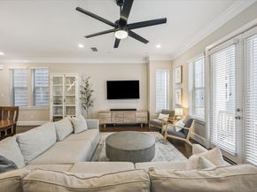 739 Dorothy Street, Houston TX 77007