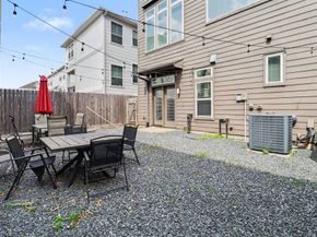 715 Hartman Street, Houston TX 77007