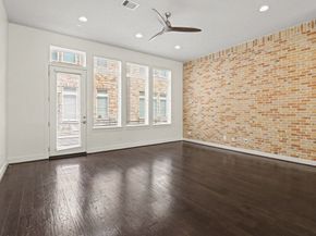 715 Hartman Street, Houston TX 77007