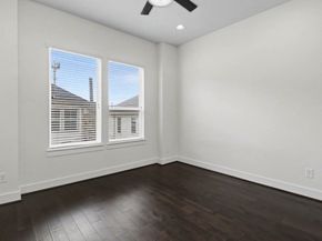 715 Hartman Street, Houston TX 77007