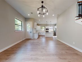 806 E 39th Street A, Houston TX 77022