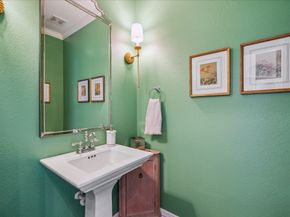 1515 Thornton Road, Houston TX 77018