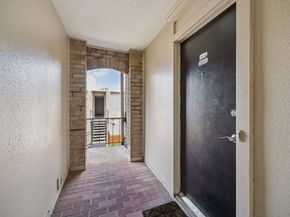 4629 Wild Indigo Street 589, Houston TX 77027