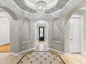 3923 Antibes, Houston TX 77082