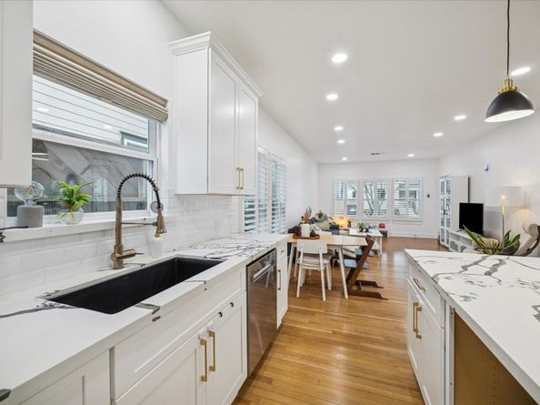 207 Tabor Street, Houston TX 77009