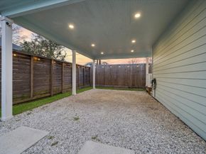 207 Tabor Street, Houston TX 77009