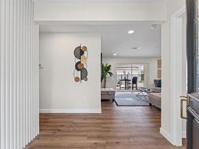 1918 Stebbins Drive, Houston TX 77043