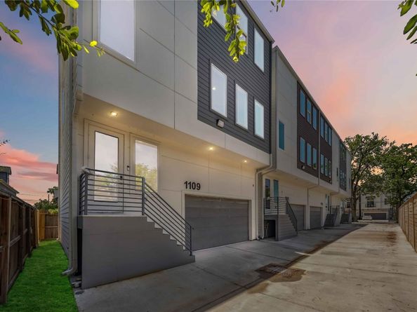 1111 W 21st Street, Houston TX 77008