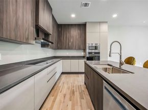 1111 W 21st Street, Houston TX 77008