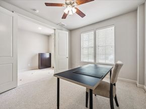 2048 Fannin Station S, Houston TX 77045