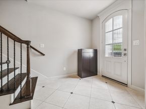 2048 Fannin Station S, Houston TX 77045