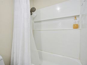 1900 Bay Area Boulevard Q184, Houston TX 77058