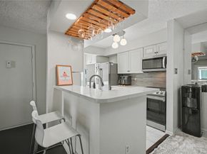 1900 Bay Area Boulevard Q184, Houston TX 77058