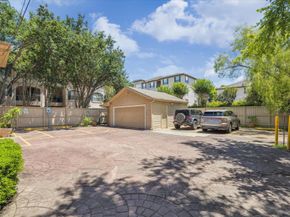 5135 Edloe Street, Houston TX 77005