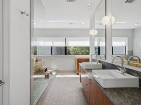 2412 Helena Street, Houston TX 77006