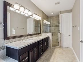 1113 W 18th Street B, Houston TX 77008