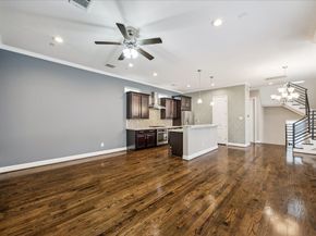 1113 W 18th Street B, Houston TX 77008