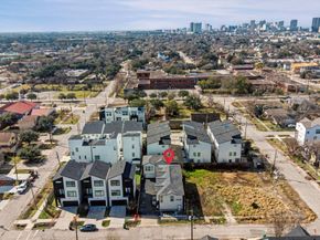 2714 Anita Street, Houston TX 77004