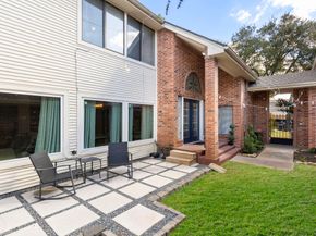 2110 Paso Rello Drive Drive, Houston TX 77077
