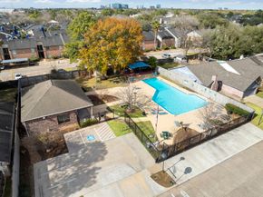 2110 Paso Rello Drive Drive, Houston TX 77077