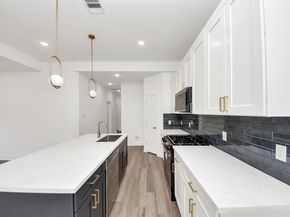 8106 Locksley Street, Houston TX 77078