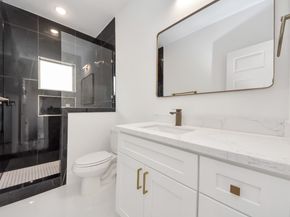 8106 Locksley Street, Houston TX 77078