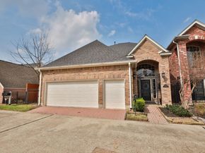 7639 Ameswood Road, Houston TX 77095