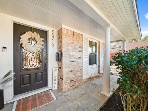 5919 Lattimer Drive, Houston TX 77035