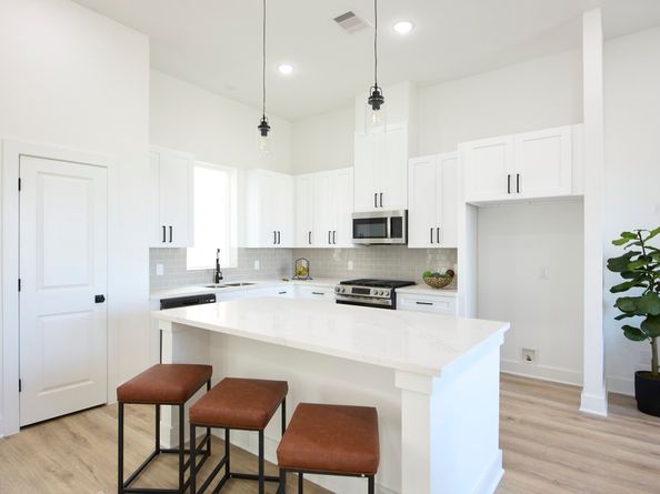 3464 Bremond Street, Houston TX 77004