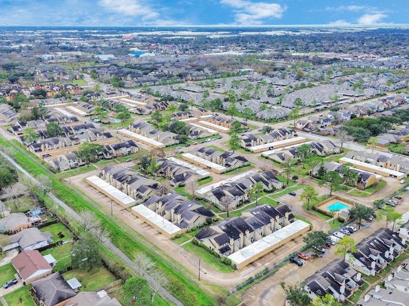 12041 Willow Trail, Houston TX 77035