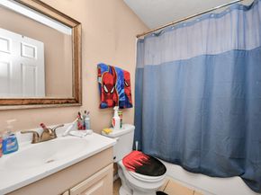 12041 Willow Trail, Houston TX 77035