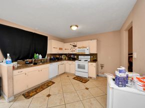 12041 Willow Trail, Houston TX 77035