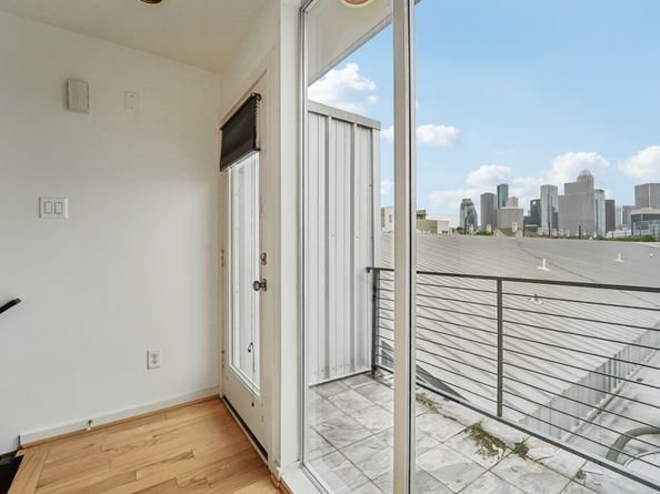 1601 W Webster Street 18, Houston TX 77019